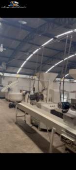 L�nea de producci�n de snacks de ma�z, 400 kg/hora.