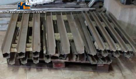 L�nea de tolva de alimentaci�n de acero inoxidable con tolva vibratoria