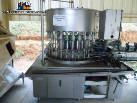M�quina de llenado Mesal