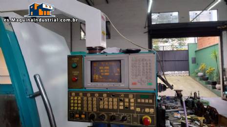 Centro de mecanizado CNC Charles