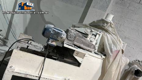 M�quina para fabricar faldas geri�tricas 80 unidades/min