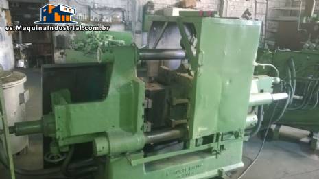 M�quina de moldeo por inyecci�n de pl�stico de 180 toneladas