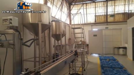 L�nea para la producci�n y envasado de productos higienizantes