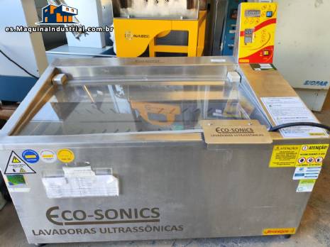 Lavadora ultras�nica de sobremesa Ultronique de acero inoxidable para laboratorios.