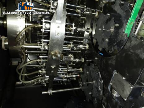 M�quina de llenado rotativo de 32 boquillas Velutto Rebello