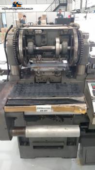 M�quina de estampado en caliente, corte y tracci�n electr�nica Etirama