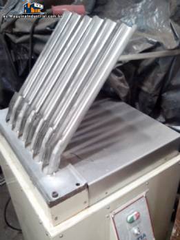 Máquina alimentadora de galletas y galletas Rotia Máquina alimentadora de galletas y galletas Rotia